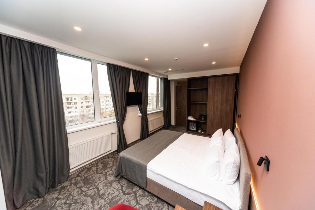 Small Hotel ヴィーンヌィツャ エクステリア 写真