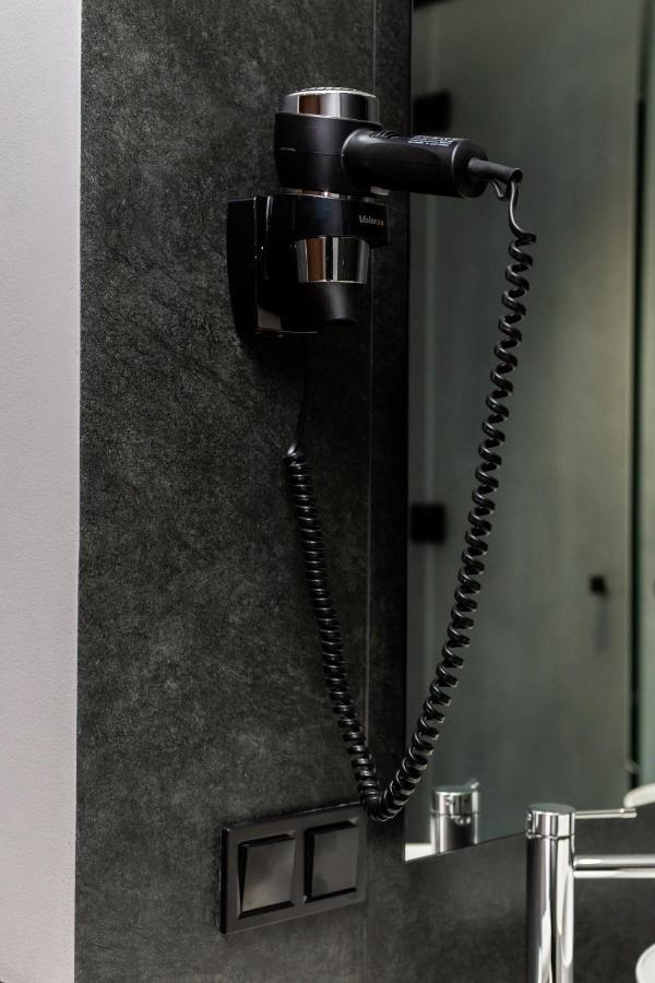 Small Hotel ヴィーンヌィツャ エクステリア 写真