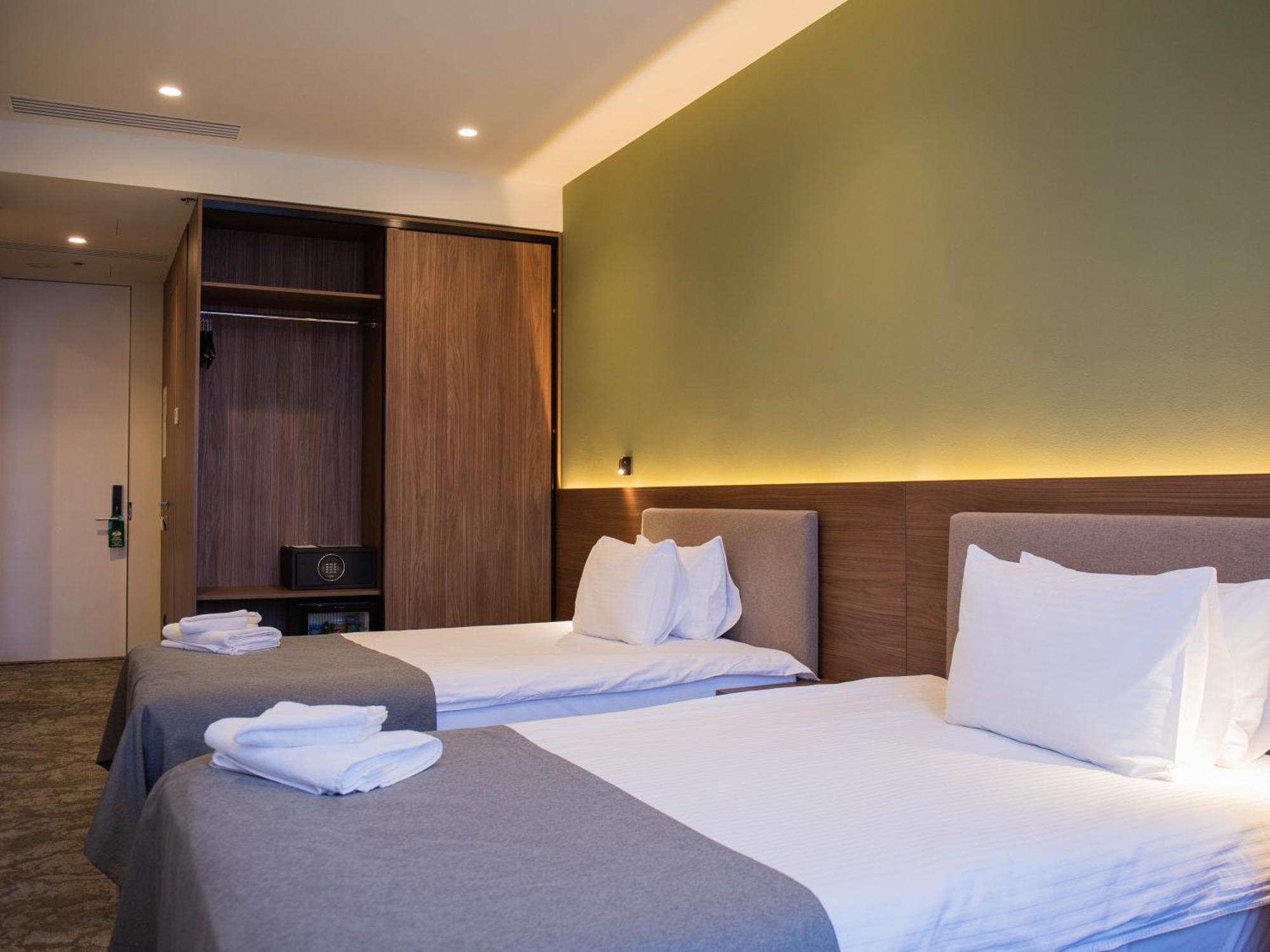 Small Hotel ヴィーンヌィツャ エクステリア 写真