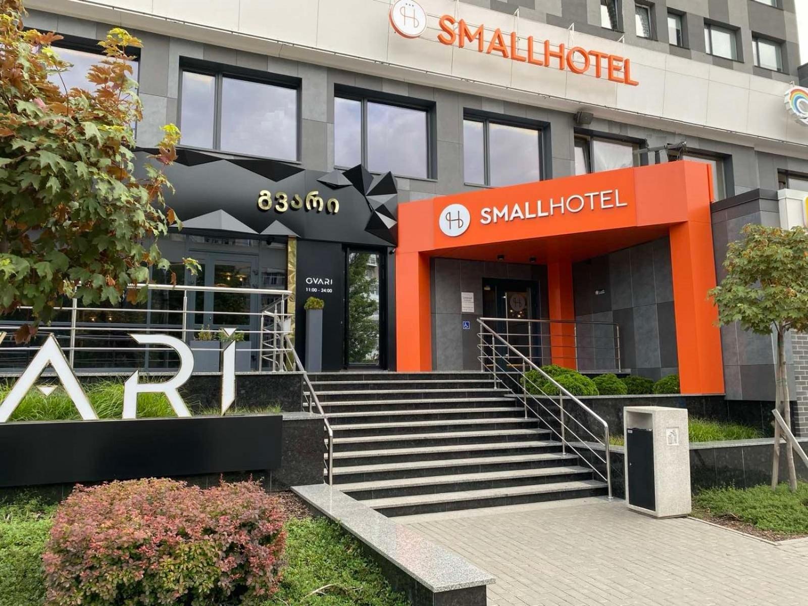 Small Hotel ヴィーンヌィツャ エクステリア 写真