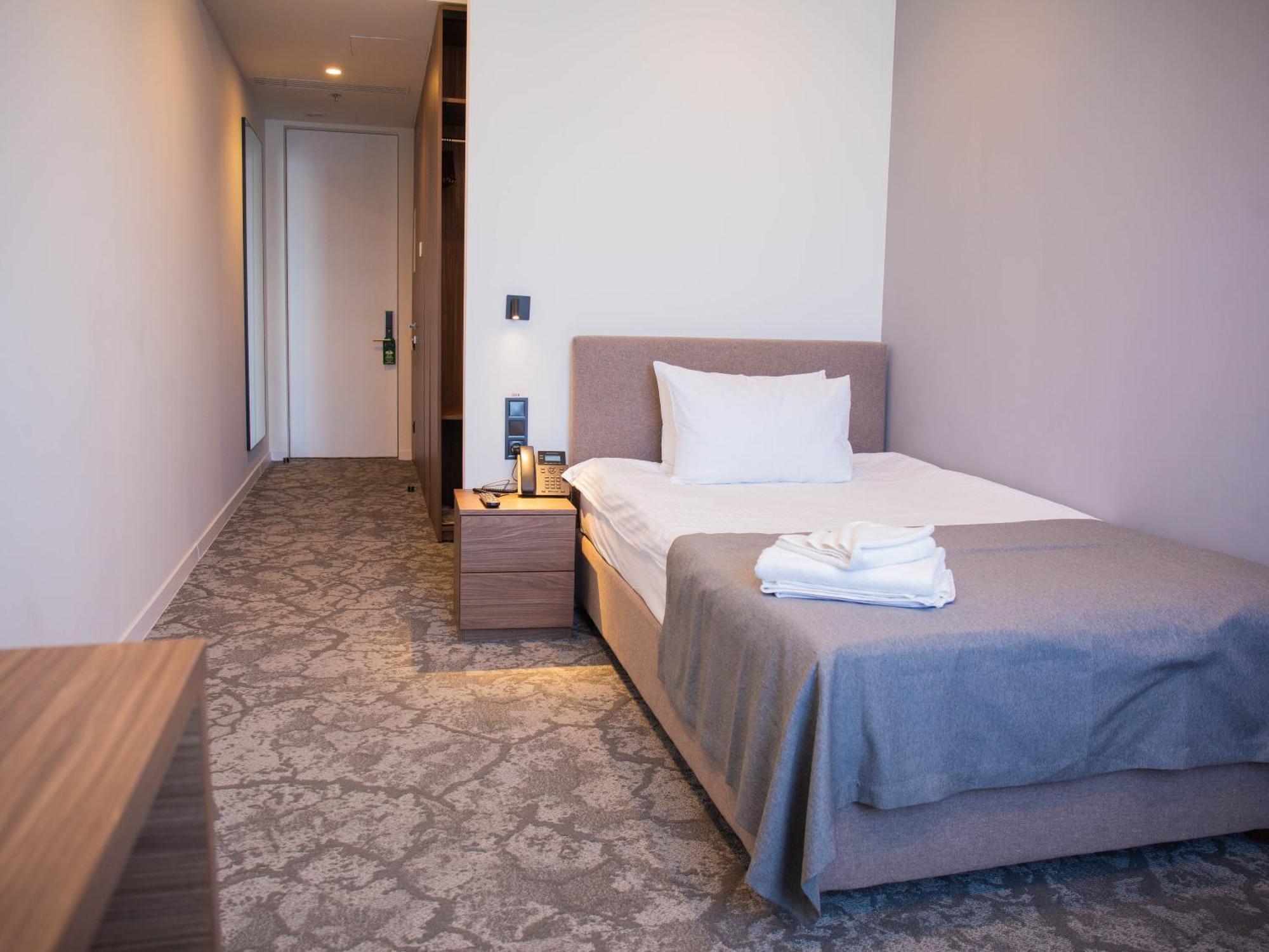 Small Hotel ヴィーンヌィツャ エクステリア 写真